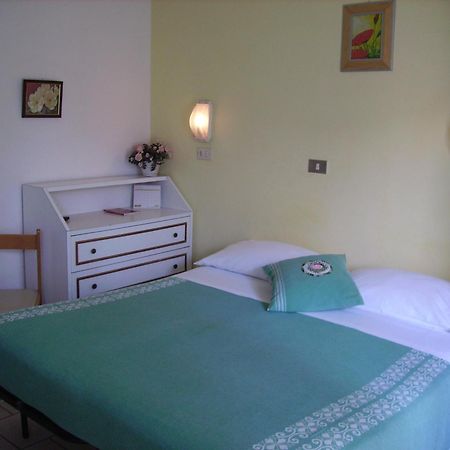 רימיני Albergo Maria Gabriella מראה חיצוני תמונה
