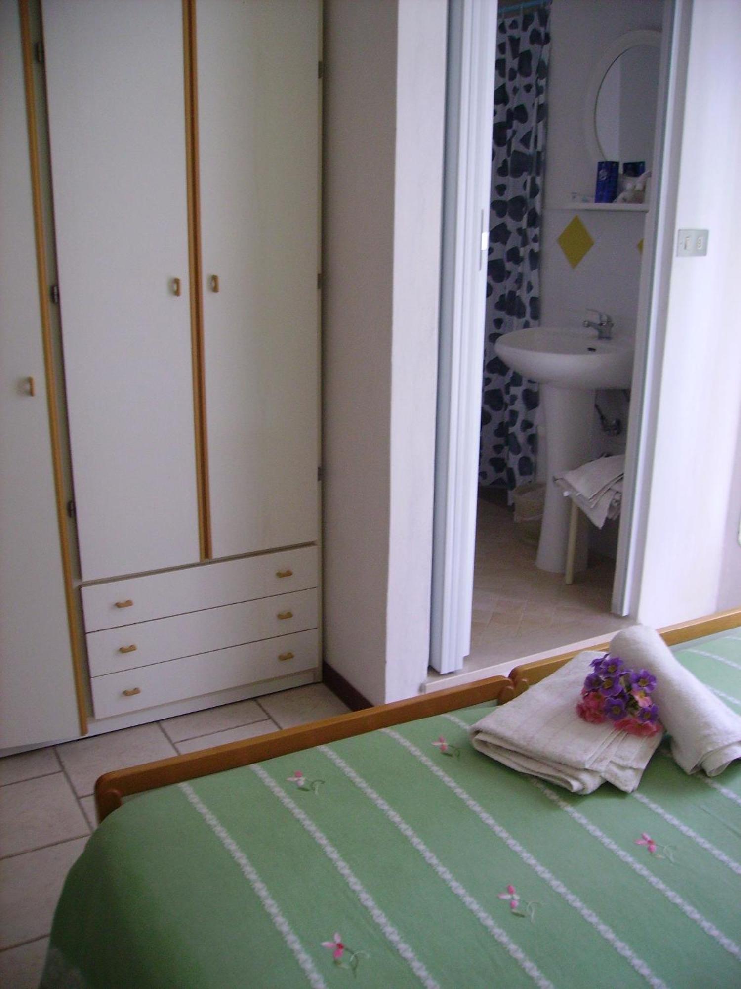 רימיני Albergo Maria Gabriella מראה חיצוני תמונה