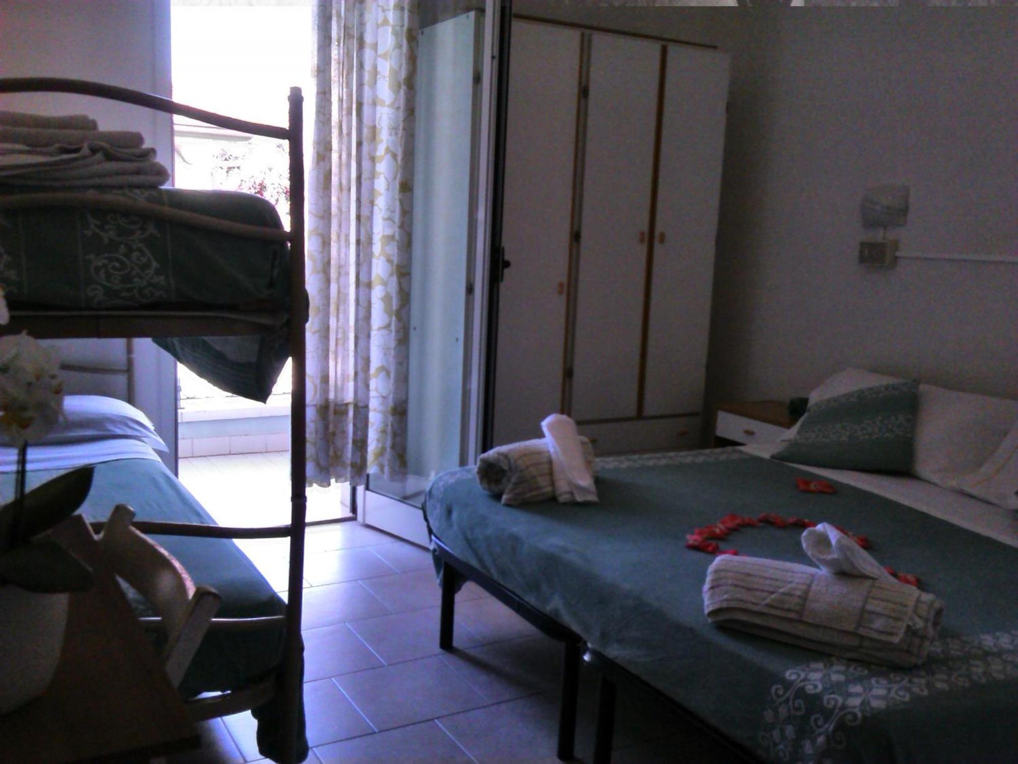 רימיני Albergo Maria Gabriella מראה חיצוני תמונה